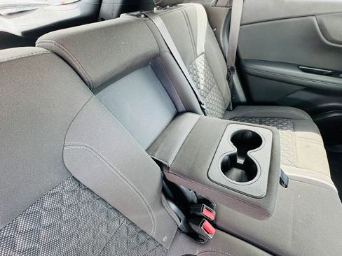 Used 2019 Chevrolet Blazer LT FWD image 10