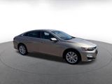 Used 2024 Chevrolet Malibu LT image 2