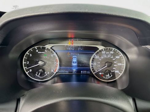 Used 2024 Nissan Altima 2.5 SV FWD image 18
