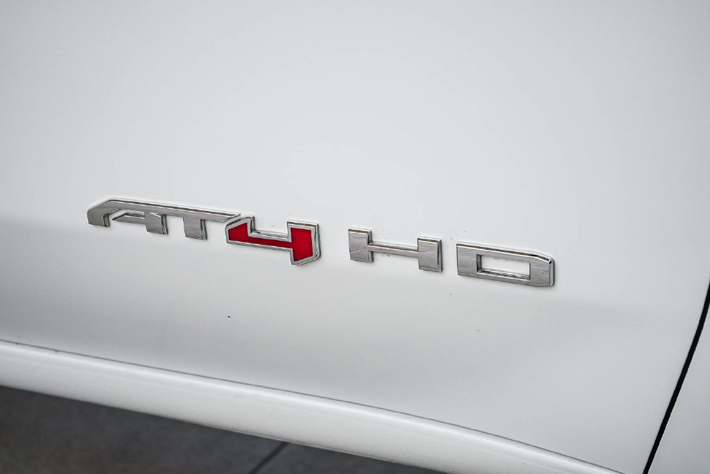 Used 2026 GMC Sierra 2500 AT4 AWD/4WD image 11