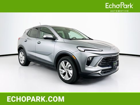 Used 2025 Buick Encore GX Preferred FWD image 1