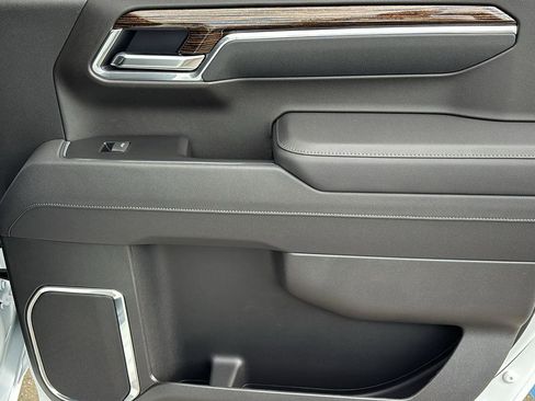 New 2026 GMC Sierra 1500 SLE image 19