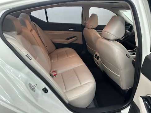 Used 2022 Nissan Altima 2.5 SL FWD image 24