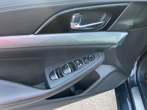 Used 2016 Nissan Maxima 3.5 SV image 19