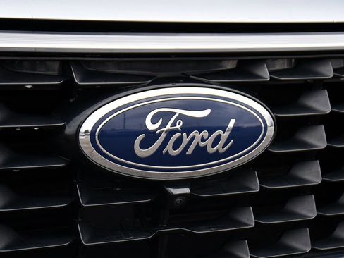 Used 2023 Ford Escape Platinum image 35