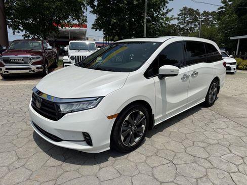 Used 2023 Honda Odyssey Elite image 10