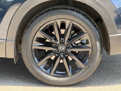 Used 2023 MAZDA CX-9 Touring Plus AWD/4WD image 10