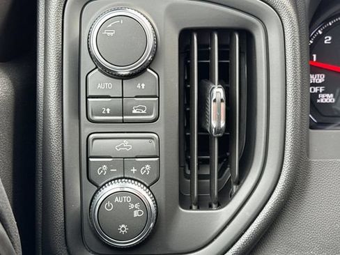 New 2026 GMC Sierra 1500 Pro w/ Pro Value Package AWD/4WD image 28