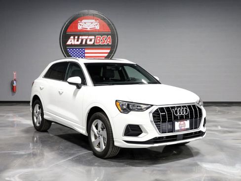 Used 2019 Audi Q3 2.0T Premium AWD/4WD image 1
