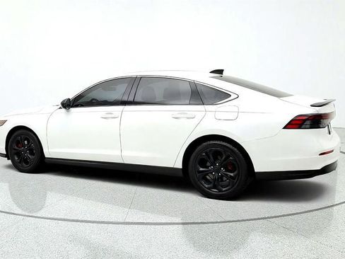 Used 2024 Honda Accord EX image 7