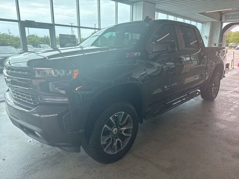 Used 2021 Chevrolet Silverado 1500 RST AWD/4WD image 3