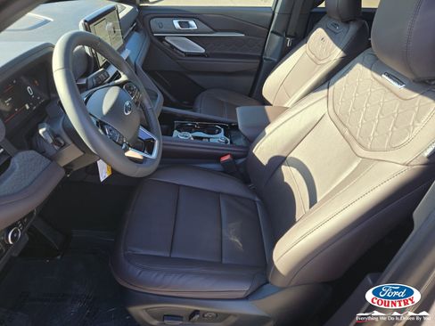New 2026 Ford Explorer Platinum w/ LUX Leather Package image 6