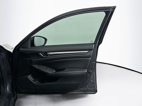Used 2020 Honda Accord Sport image 30