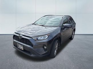 Used 2019 Toyota RAV4 XLE Premium w/ Advanced Technology Package AWD/4WD video 3