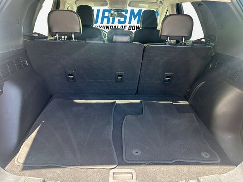 Used 2022 Ford Escape SEL AWD/4WD image 16