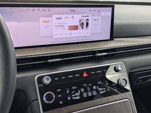 Used 2025 Genesis GV80 3.5T Advanced image 13