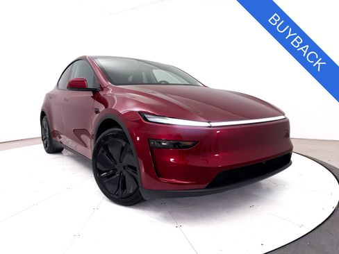 Used 2026 Tesla Model Y Long Range AWD/4WD image 1