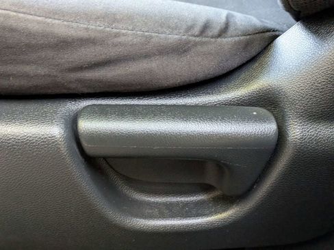 Used 2010 Honda Fit Sport image 19