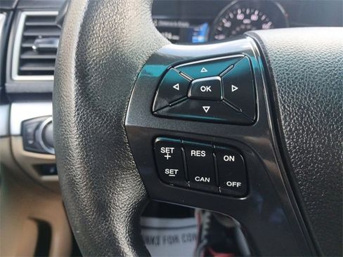 Used 2016 Ford Explorer XLT w/ Equipment Group 201A image 24