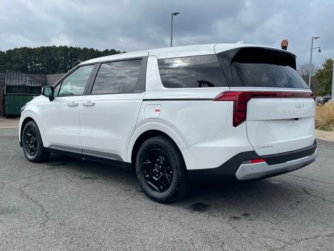 New 2026 Kia Carnival LXS image 5