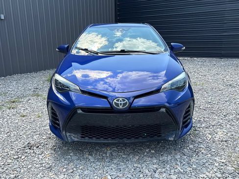 Used 2017 Toyota Corolla SE w/ SE Premium Package FWD image 2