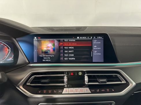 Used 2023 BMW X5 xDrive40i w/ Premium Package AWD/4WD image 16