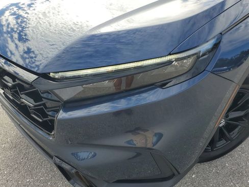 Used 2023 Honda CR-V Sport image 16