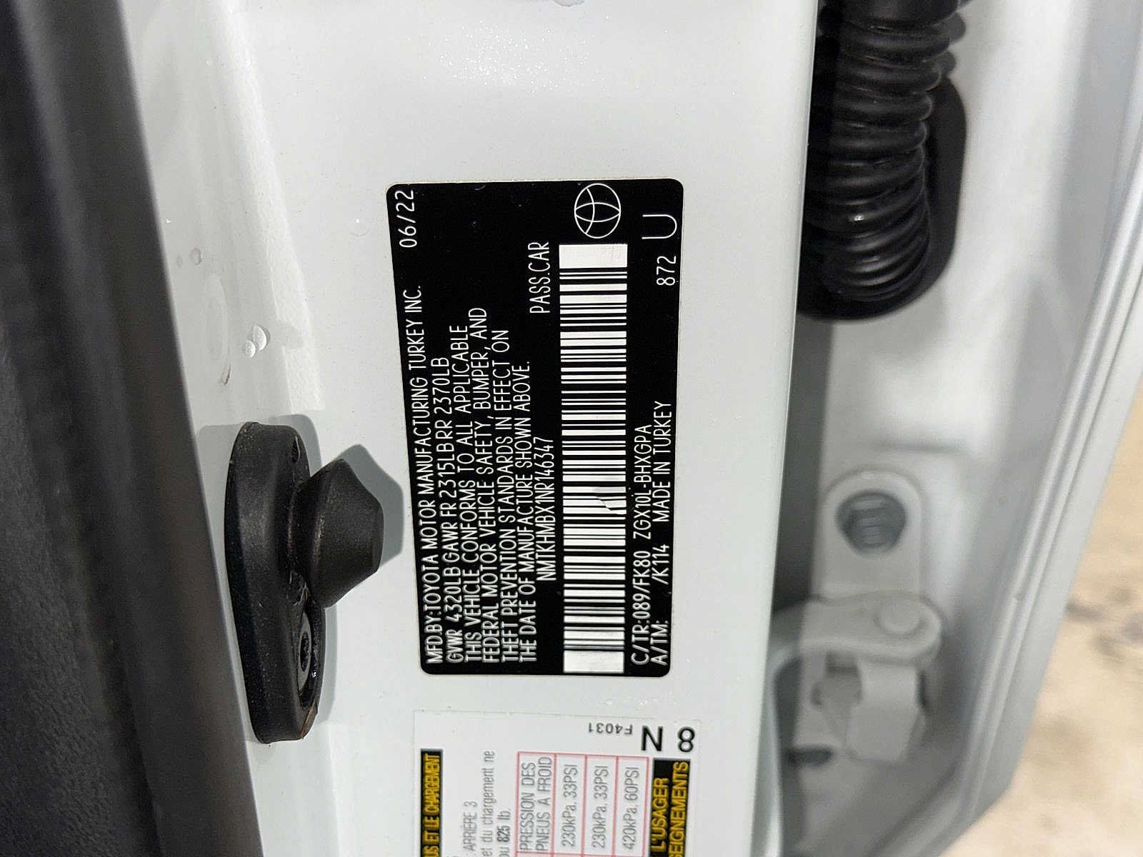 Used 2022 Toyota C-HR XLE FWD image 14