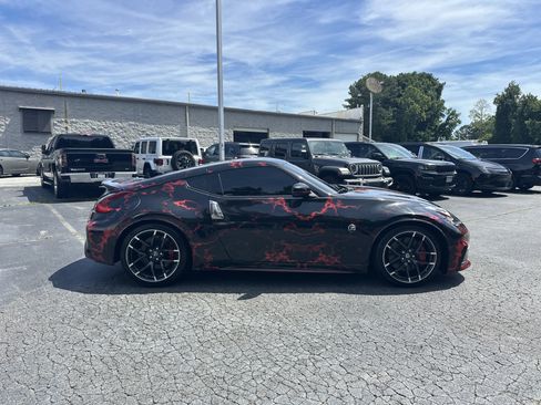Used 2020 Nissan 370Z NISMO RWD image 10