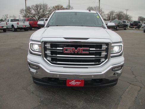 Used 2017 GMC Sierra 1500 SLT w/ SLT Premium Package image 11