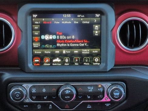 Used 2023 Jeep Gladiator Rubicon w/ LED Lighting Group image 19