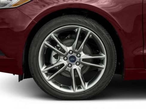 Used 2016 Ford Fusion Titanium image 10