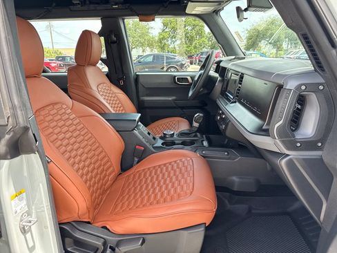 Used 2022 Ford Bronco 4-Door AWD/4WD image 24