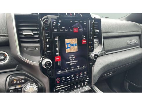 Used 2021 RAM 1500 Laramie w/ Sport Appearance Package AWD/4WD image 19