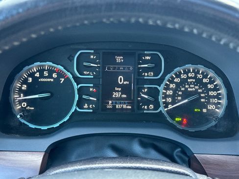 Used 2020 Toyota Tundra Limited w/ Limited Premium Package AWD/4WD image 30