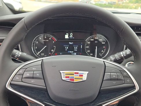 New 2025 Cadillac XT5 Premium Luxury image 36