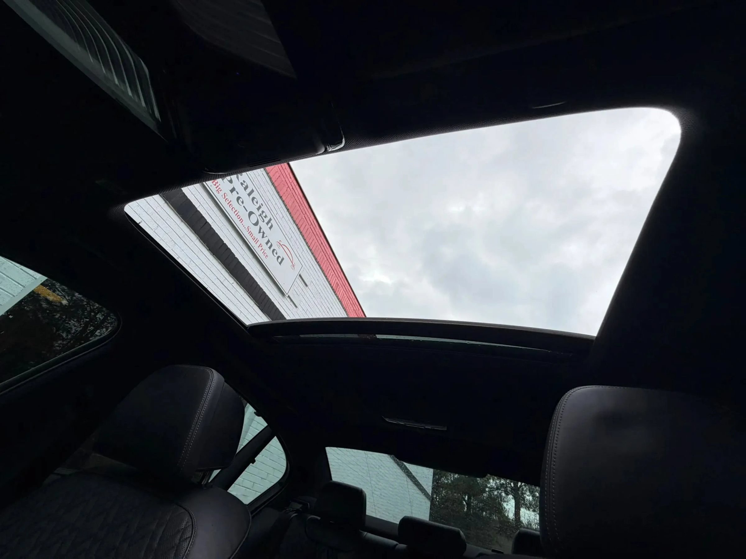 Used 2018 BMW M550i xDrive AWD/4WD image 47