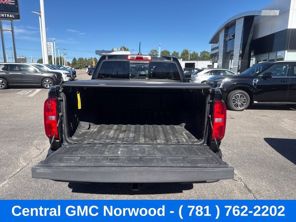 Used 2019 Chevrolet Colorado Z71 w/ Z71 Midnight Edition AWD/4WD image 10