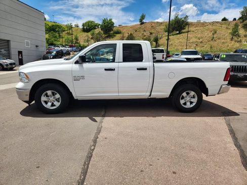 Used 2024 RAM 1500 Classic SLT AWD/4WD image 4