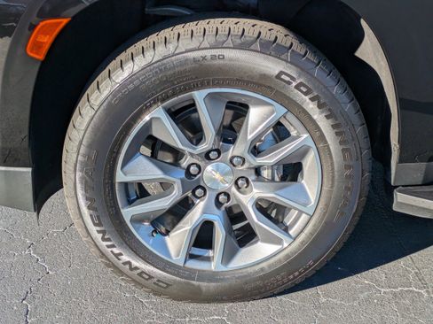 Used 2023 Chevrolet Tahoe LT w/ LT Signature Plus Package image 10