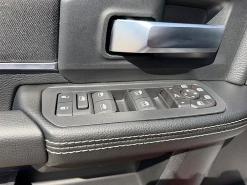 New 2026 RAM 2500 Big Horn AWD/4WD image 17