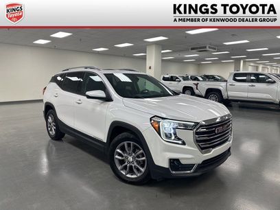 Used 2022 GMC Terrain SLT w/ Infotainment Package II