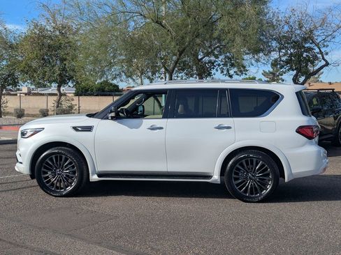 Certified 2024 INFINITI QX80 Sensory image 3