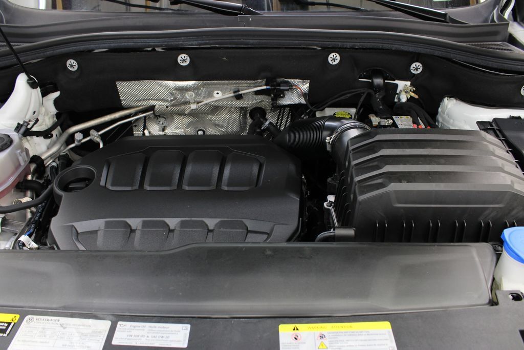 Used 2025 Volkswagen Atlas SE AWD/4WD image 32