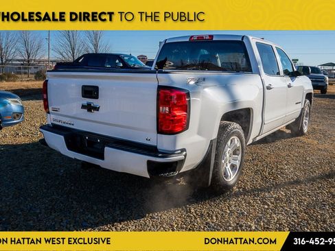 Used 2018 Chevrolet Camaro LT image 27