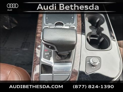Used 2019 Audi Q7 3.0T Prestige w/ Prestige Package image 21