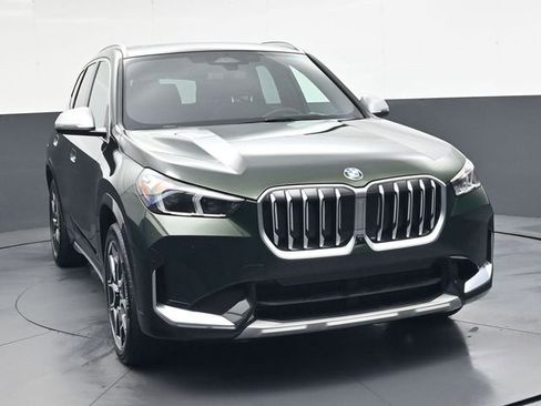 Used 2024 BMW X1 xDrive28i image 11