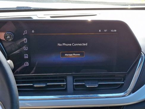 Used 2025 Chevrolet Trax LT w/ LT Convenience Package FWD image 20