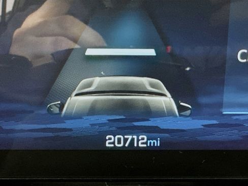 Used 2025 Chevrolet Equinox LT FWD image 16