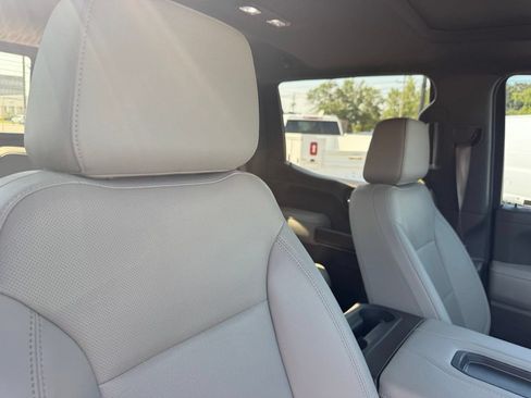 Used 2021 GMC Sierra 1500 SLT w/ SLT Premium Plus Package AWD/4WD image 25